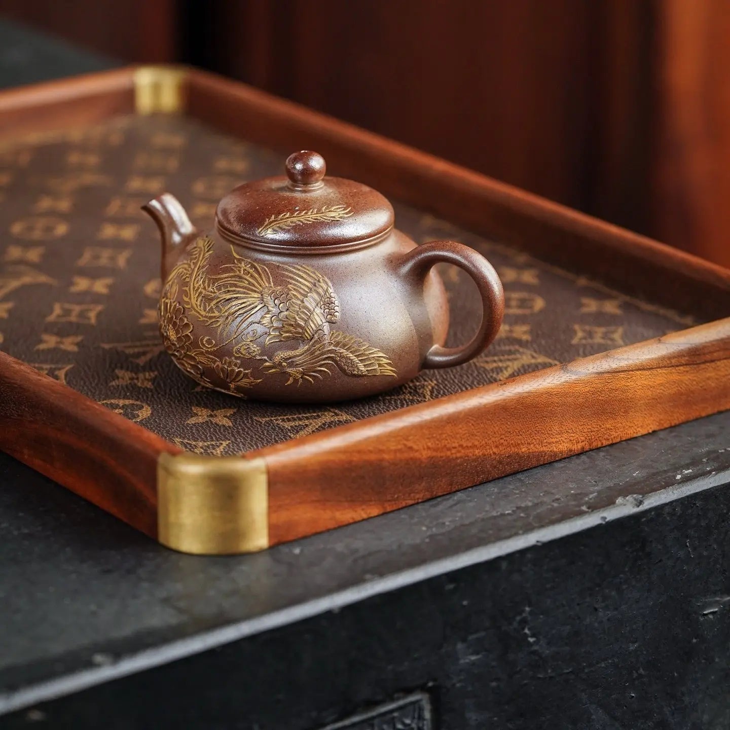 Feng Lai Yi 200cc - Yixing Handmade Teapot 江苏宜兴