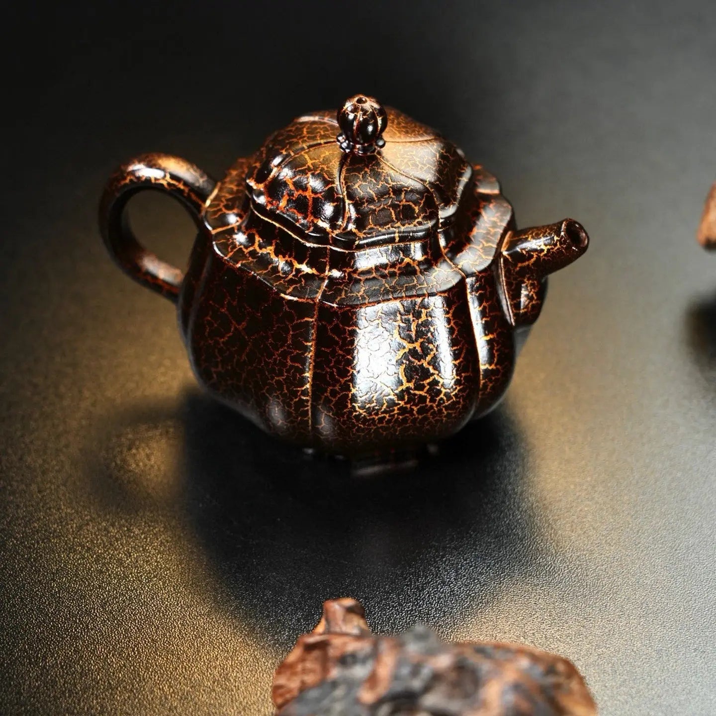 Feng Yao 200cc - Yixing Handmade Teapot 江苏宜兴