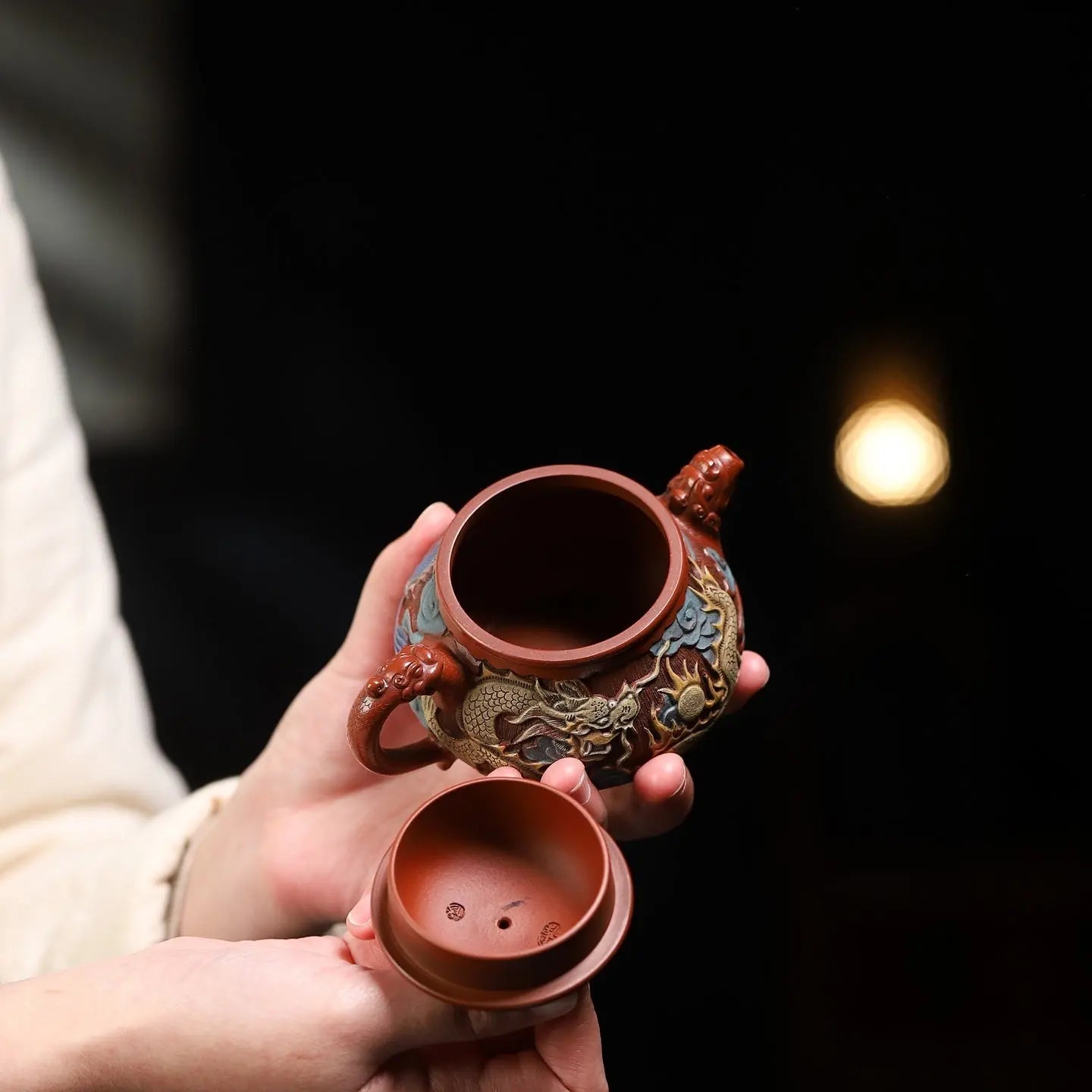 Fu Diao Pan Hu 210cc - Yixing Handmade Teapot 江苏宜兴