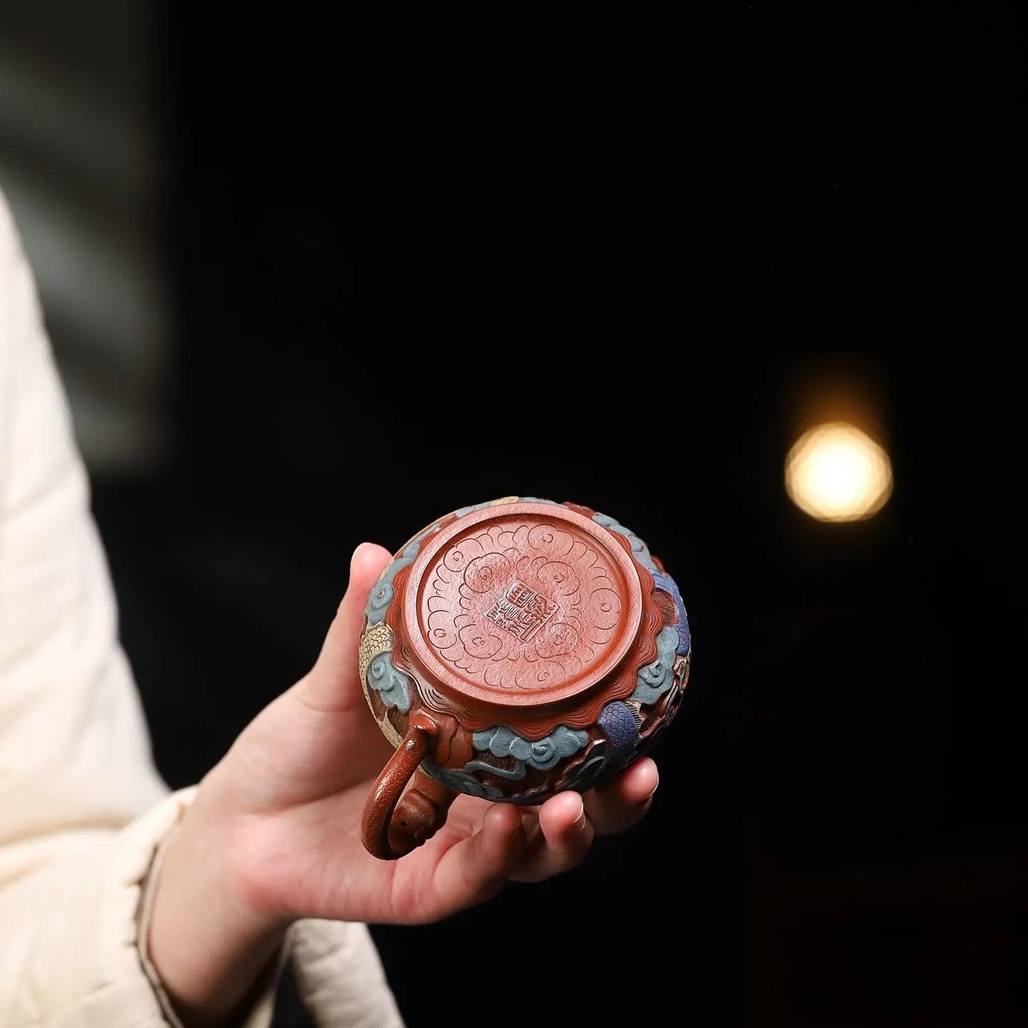 Fu Diao Pan Hu 210cc - Yixing Handmade Teapot 江苏宜兴