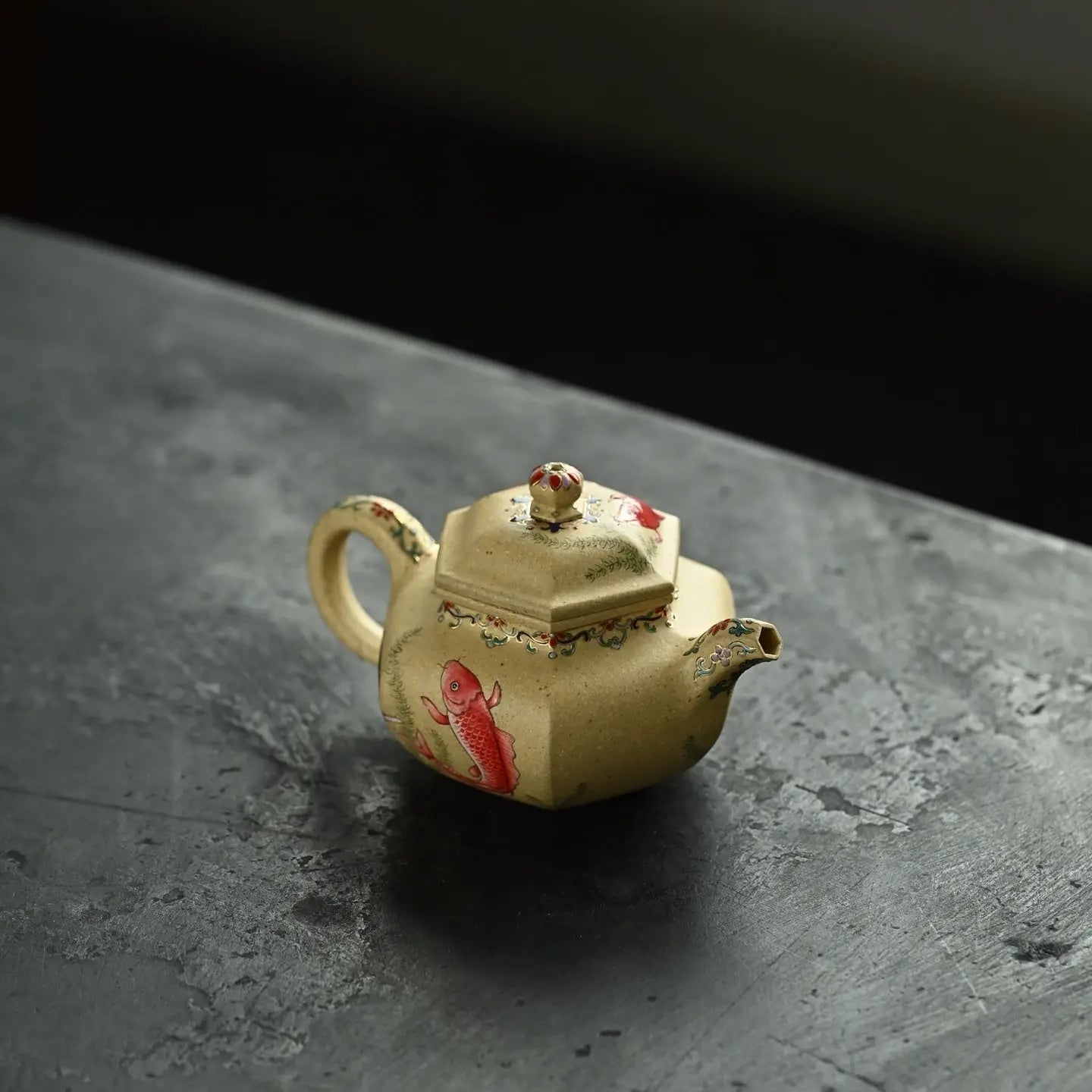 Fu Gui You Yu 200cc - Yixing Handmade Teapot 江苏宜兴