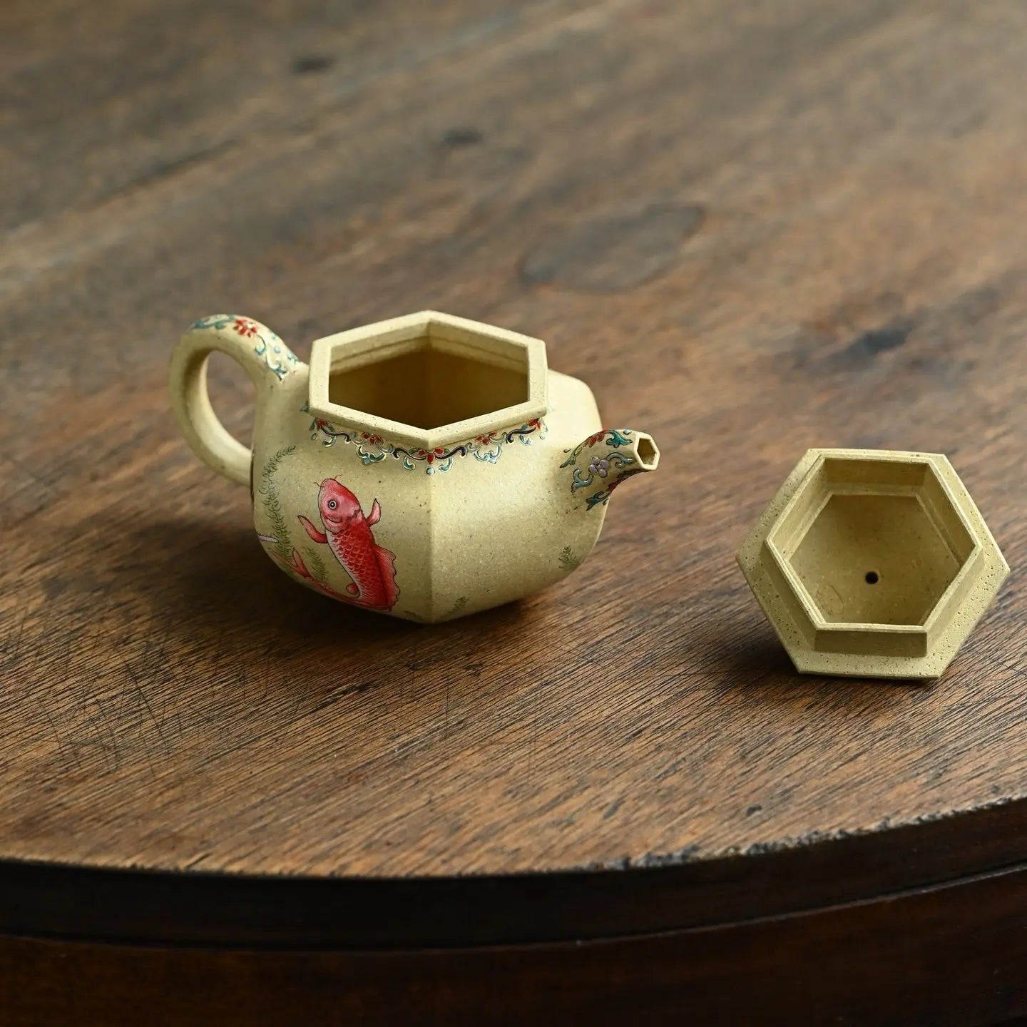 Fu Gui You Yu 200cc - Yixing Handmade Teapot 江苏宜兴