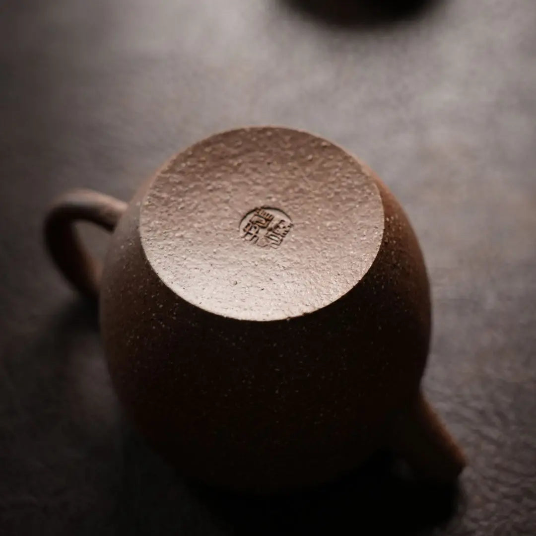 Gao Ju Lun 120cc - Yixing Handmade Teapot 江苏宜兴