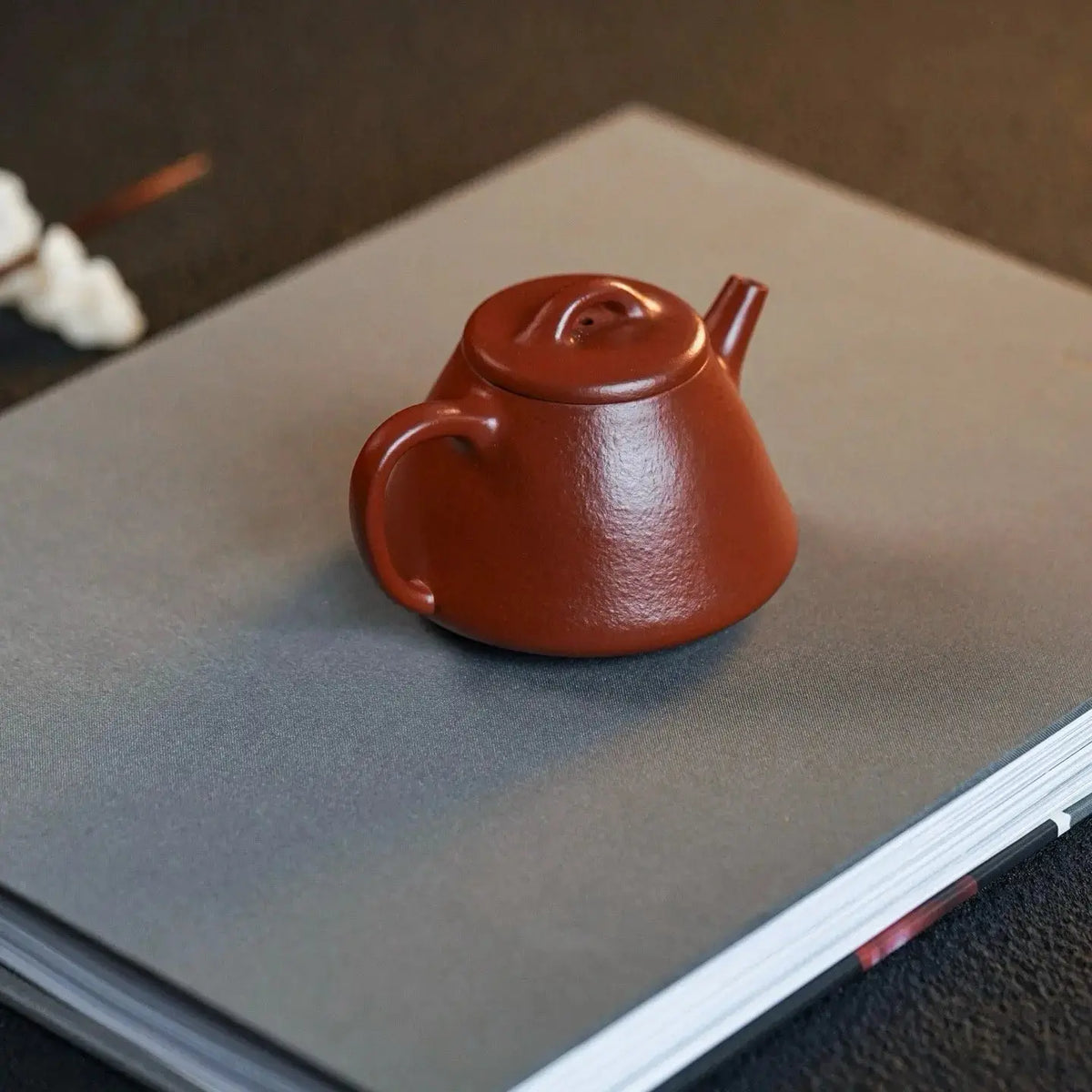 Gao Piao 130cc - Yixing Handmade Teapot 江苏宜兴