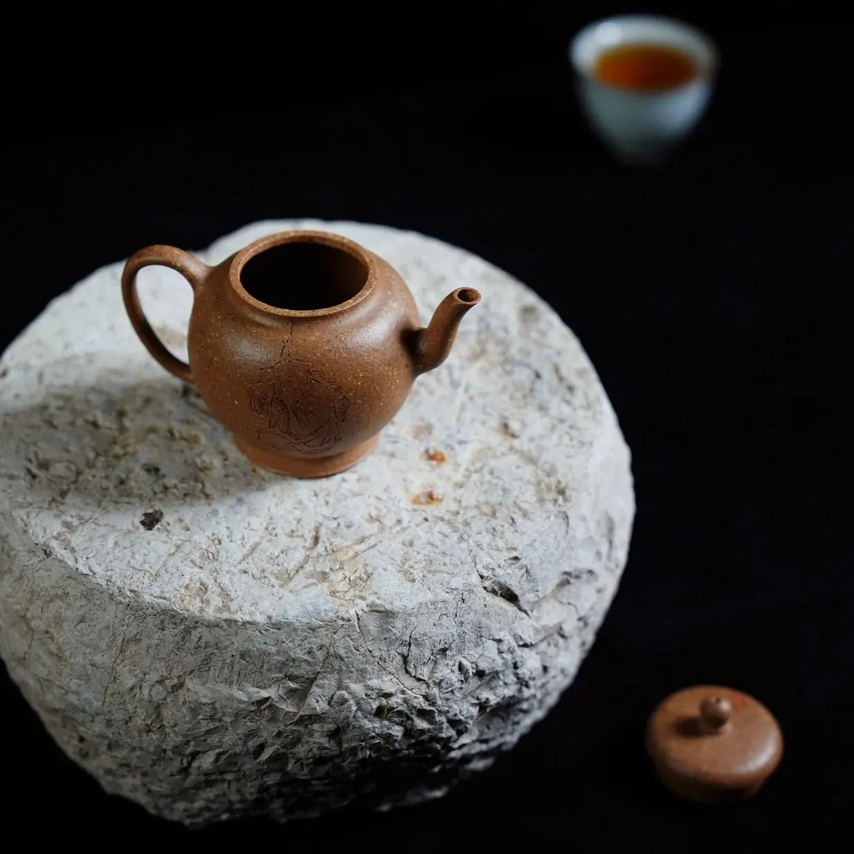 Gao Shi 150cc - Yixing Handmade Teapot 江苏宜兴