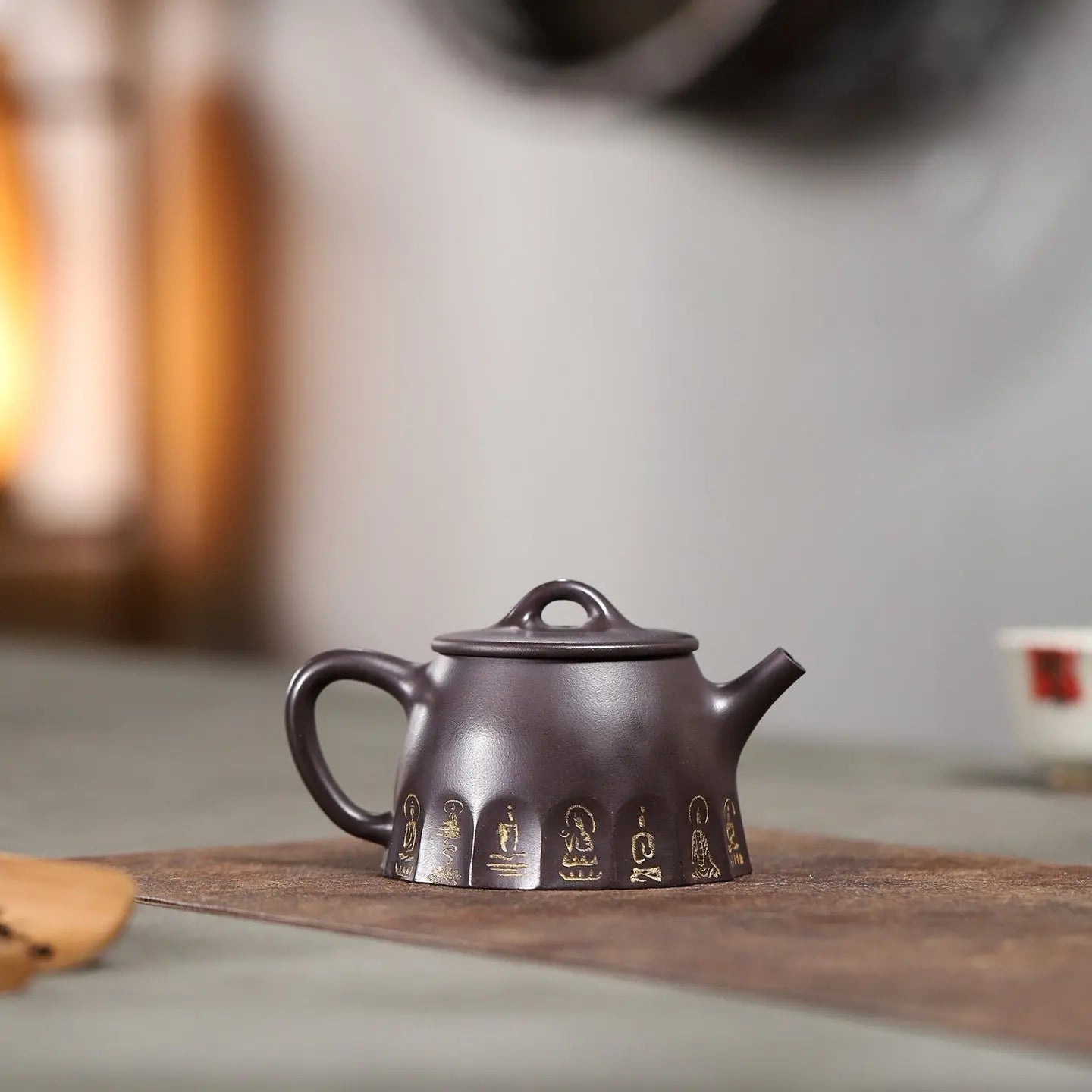 Gao Shi Piao 180cc - Yixing Handmade Teapot 江苏宜兴