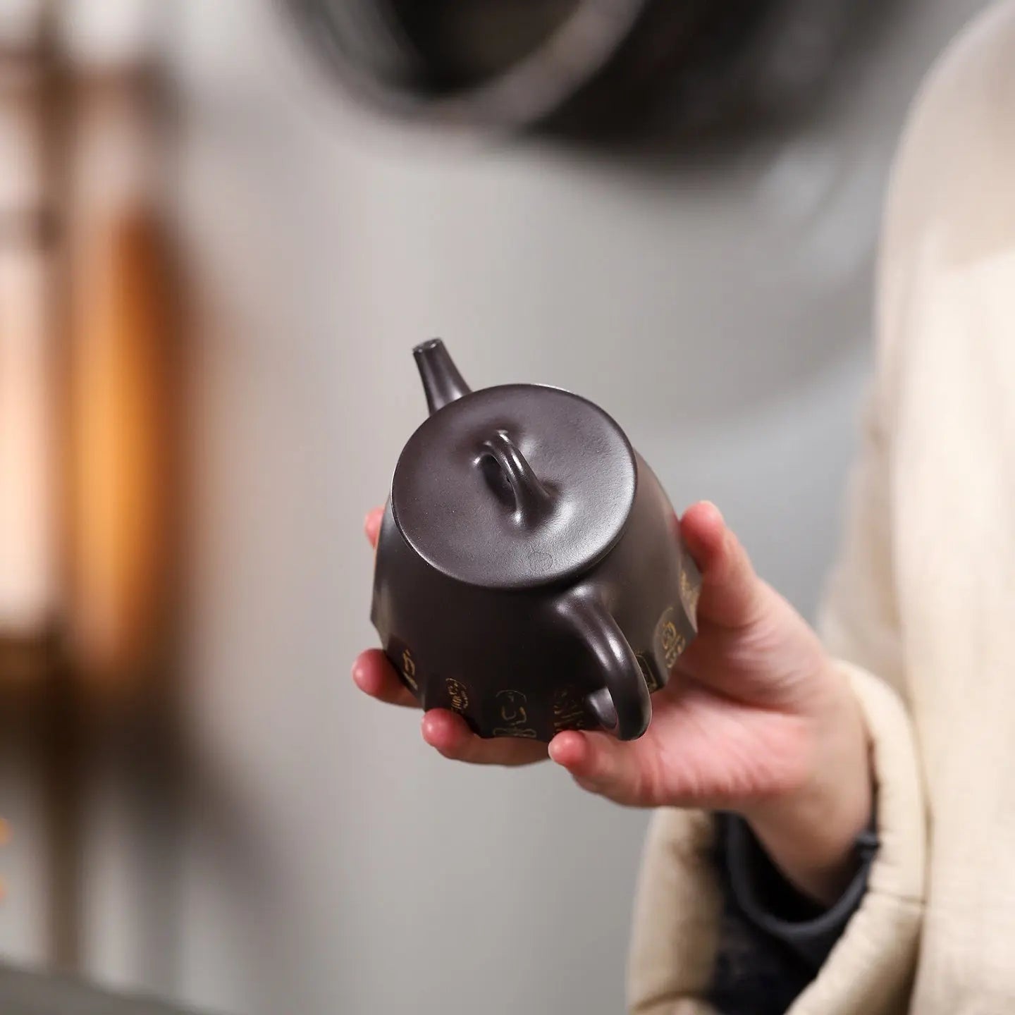 Gao Shi Piao 180cc - Yixing Handmade Teapot 江苏宜兴
