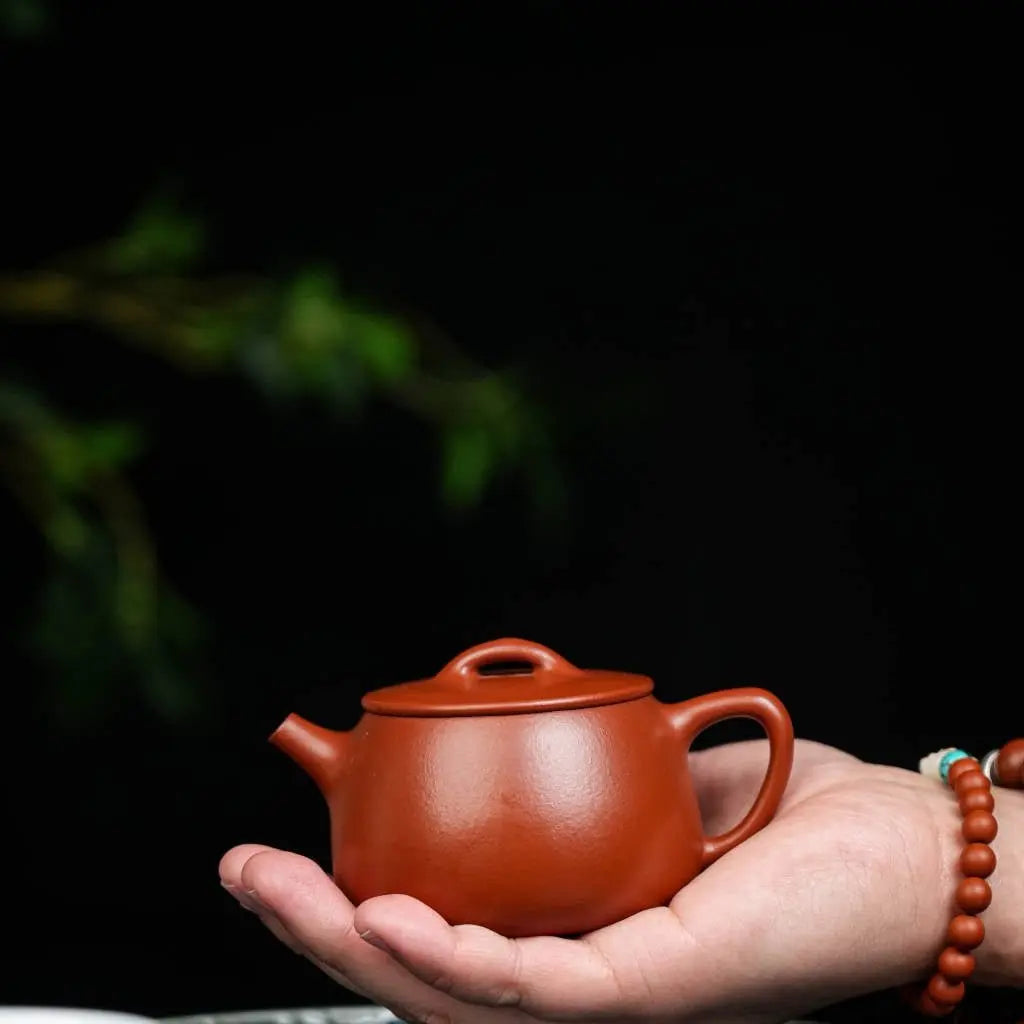 Gao Shi Piao 200cc - Yixing Handmade Teapot 江苏宜兴