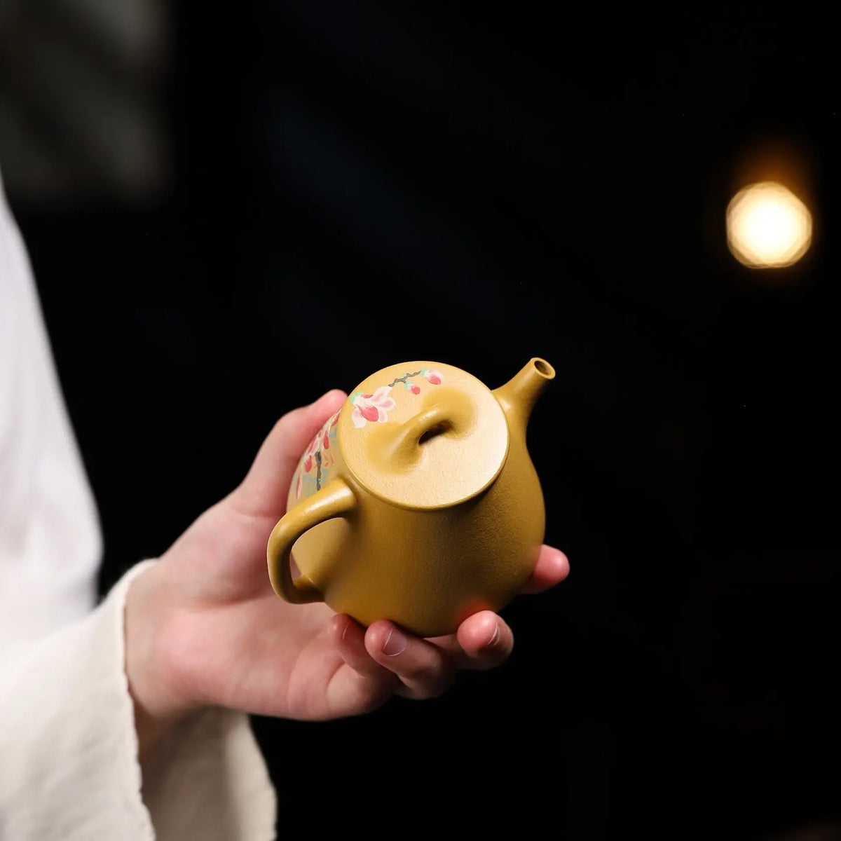 Gao Shi Piao 200cc - Yixing Handmade Teapot 江苏宜兴