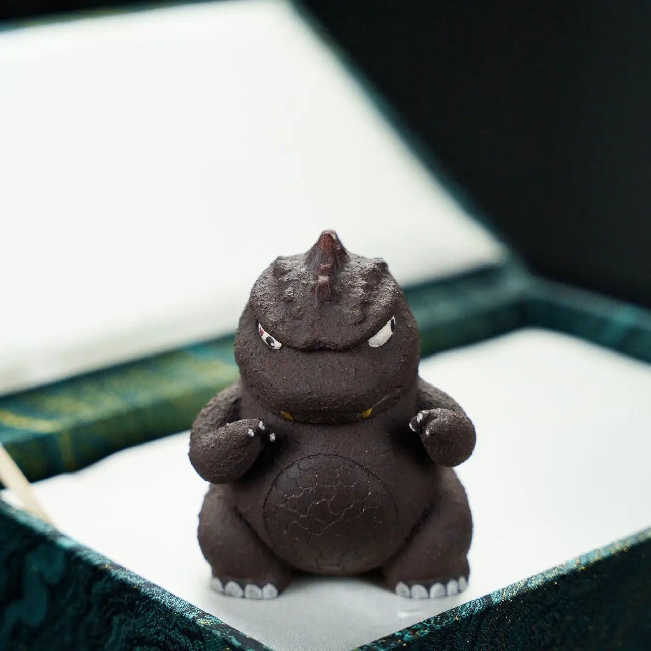 Ge Si La 150cc - Yixing Handmade Teapot 江苏宜兴