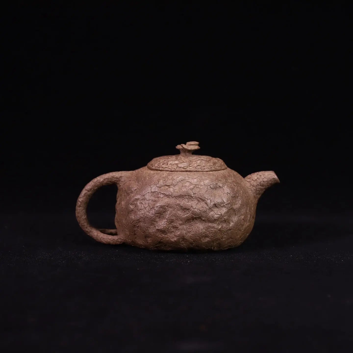 Gong Chun 130cc - Yixing Handmade Teapot 江苏宜兴