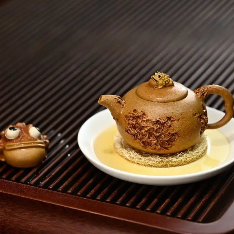 Gong Chun 160cc - Yixing Handmade Teapot 江苏宜兴