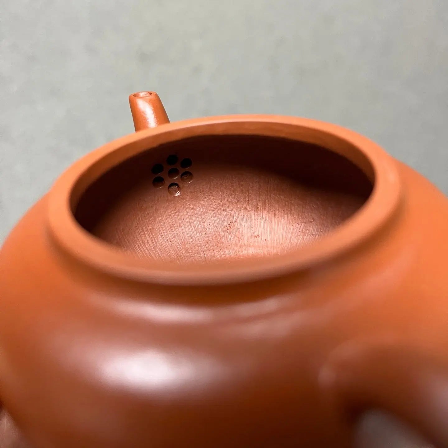 Gong Deng 130cc - Yixing Handmade Teapot 江苏宜兴