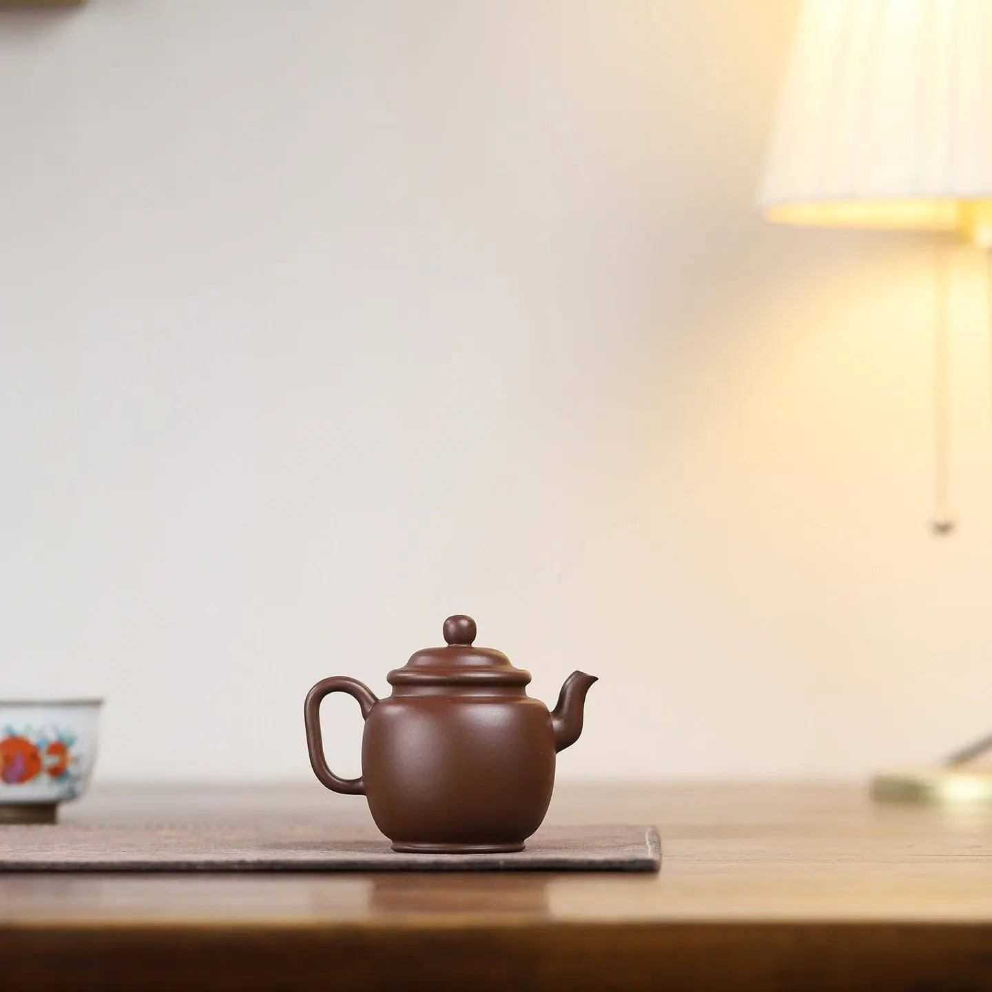 Gong Deng 150cc - Yixing Handmade Teapot 江苏宜兴