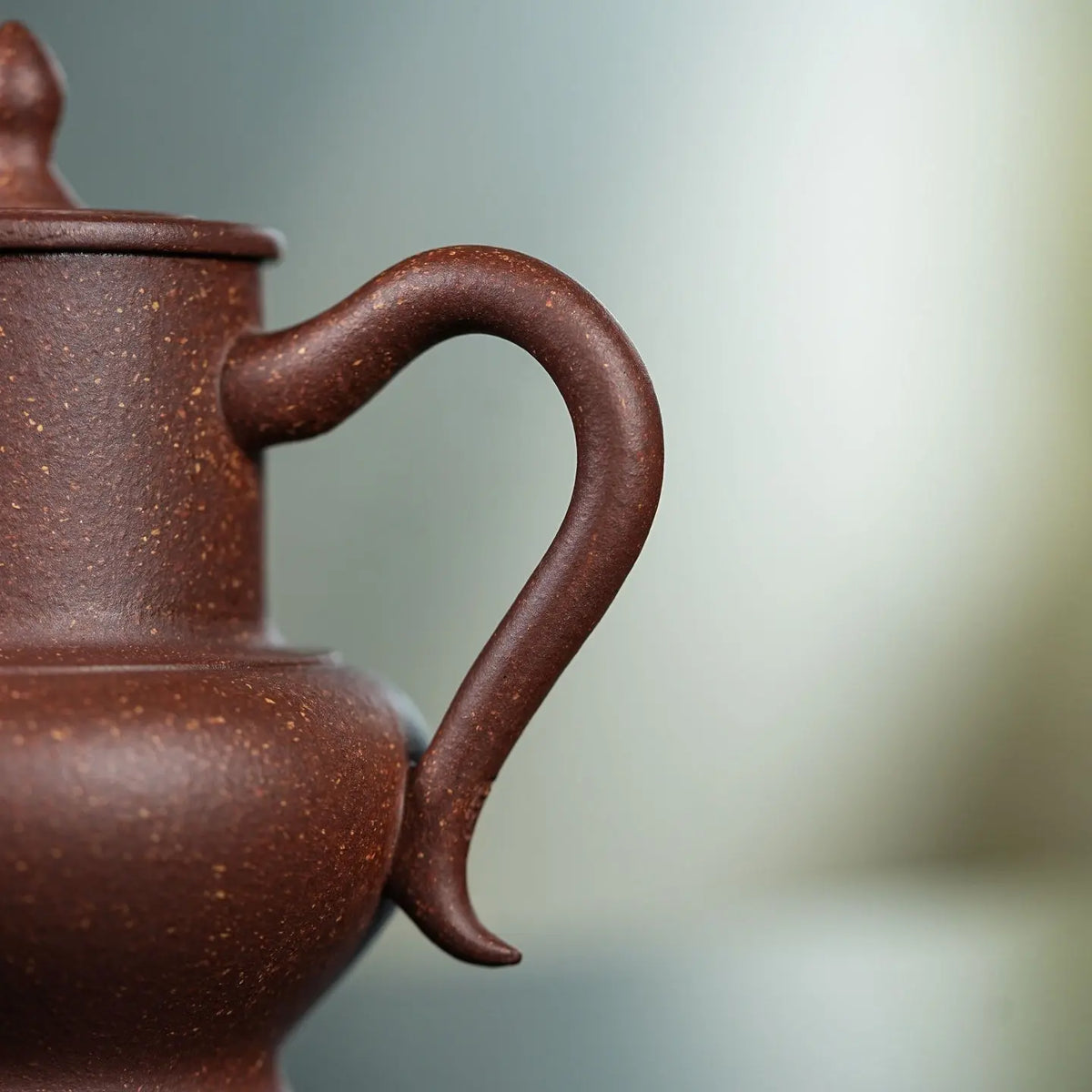 Gong Deng 150cc - Yixing Handmade Teapot 江苏宜兴