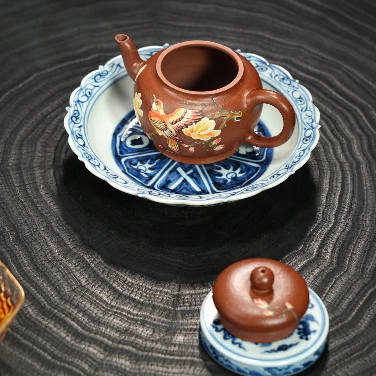 Gong Deng 150cc - Yixing Handmade Teapot 江苏宜兴