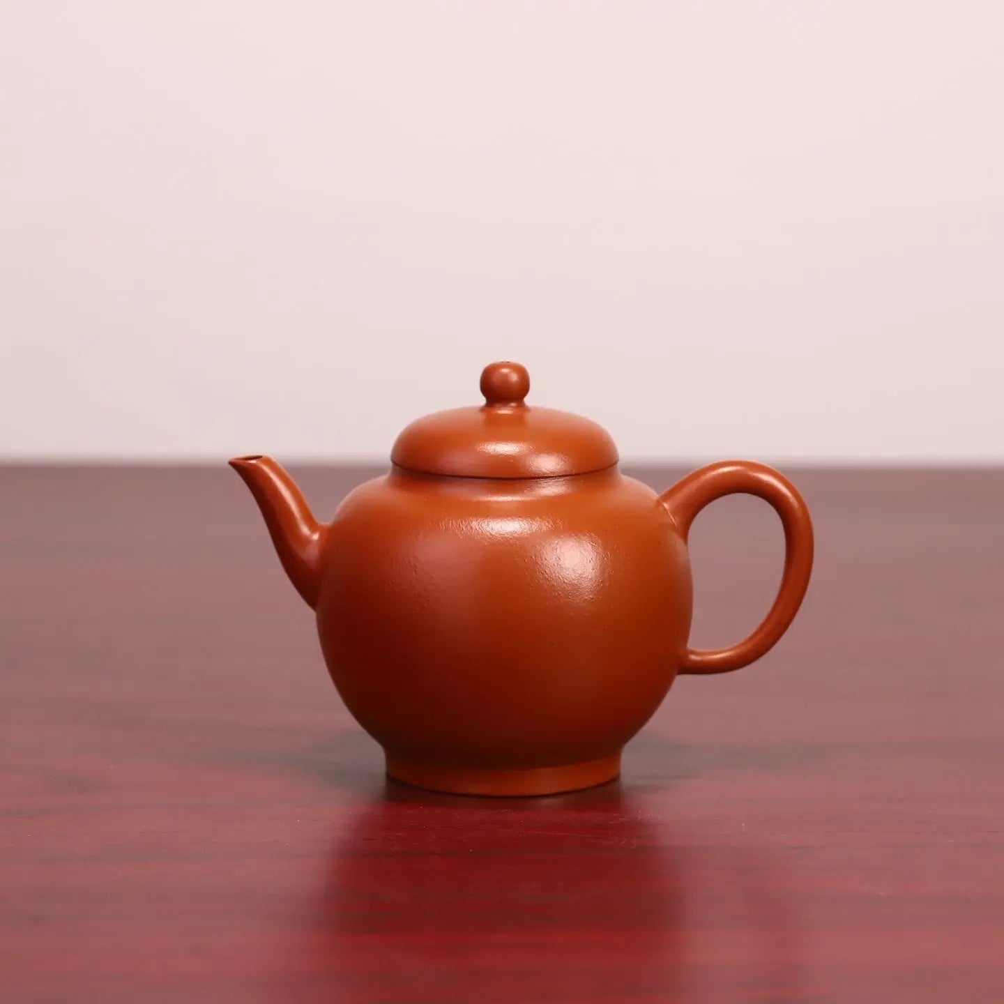 Gong Deng 160cc - Yixing Handmade Teapot 江苏宜兴