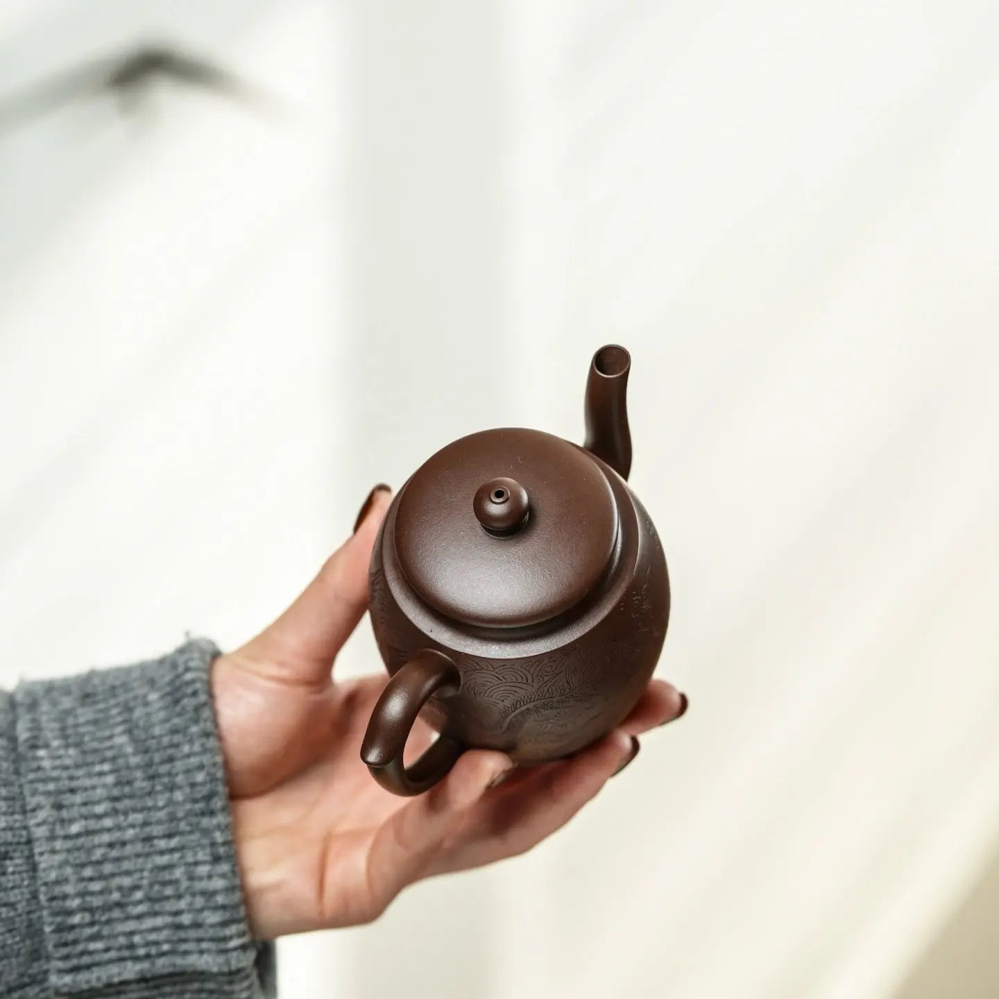 Gong Deng 180cc - Yixing Handmade Teapot 江苏宜兴