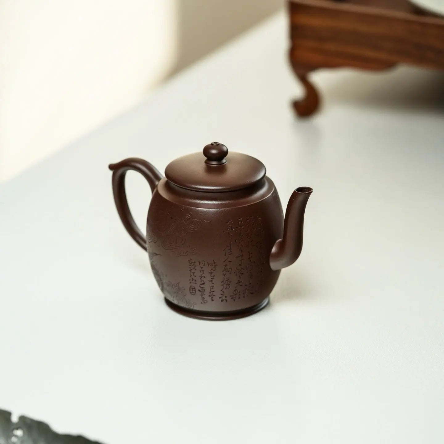 Gong Deng 180cc - Yixing Handmade Teapot 江苏宜兴