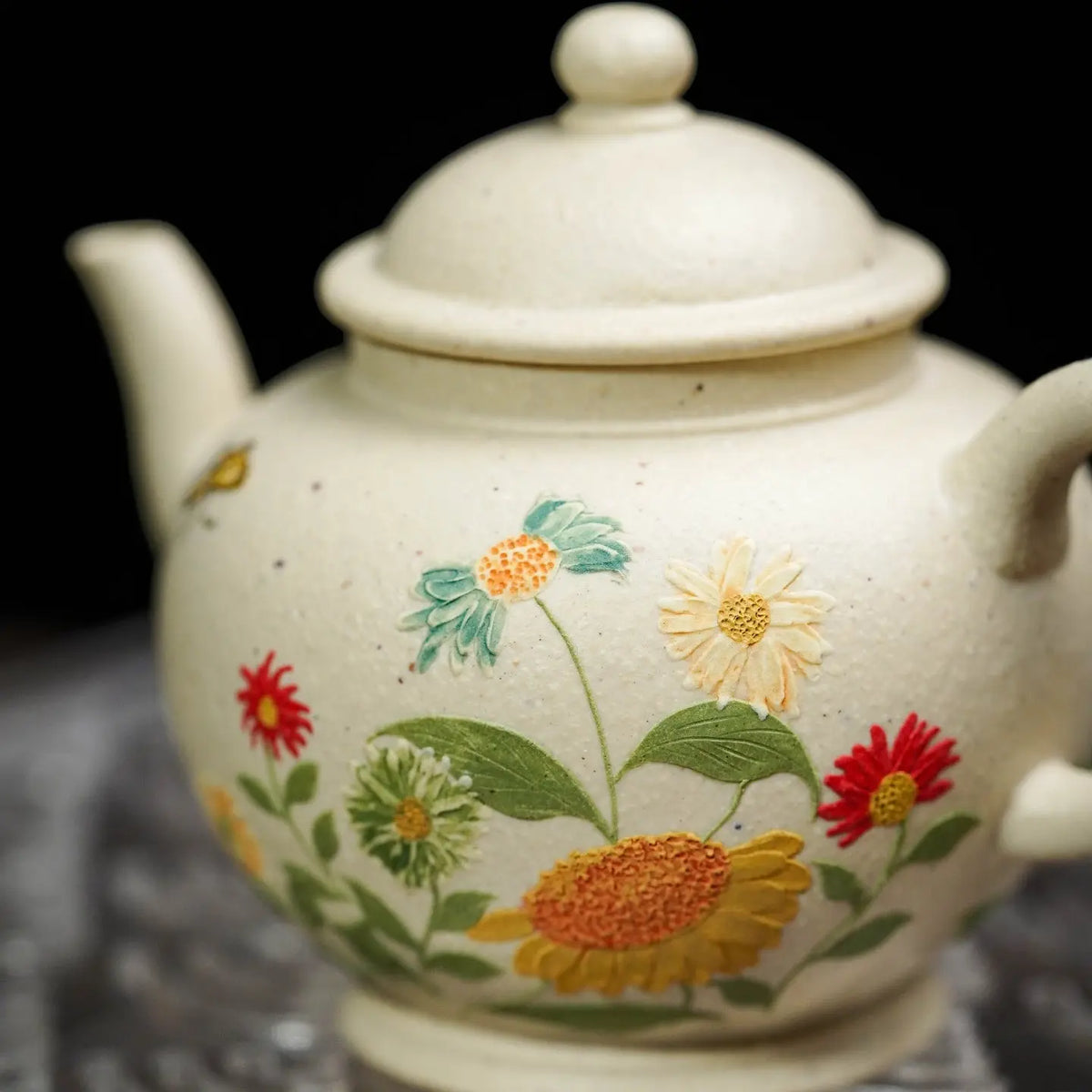 Gong Deng 180cc - Yixing Handmade Teapot 江苏宜兴