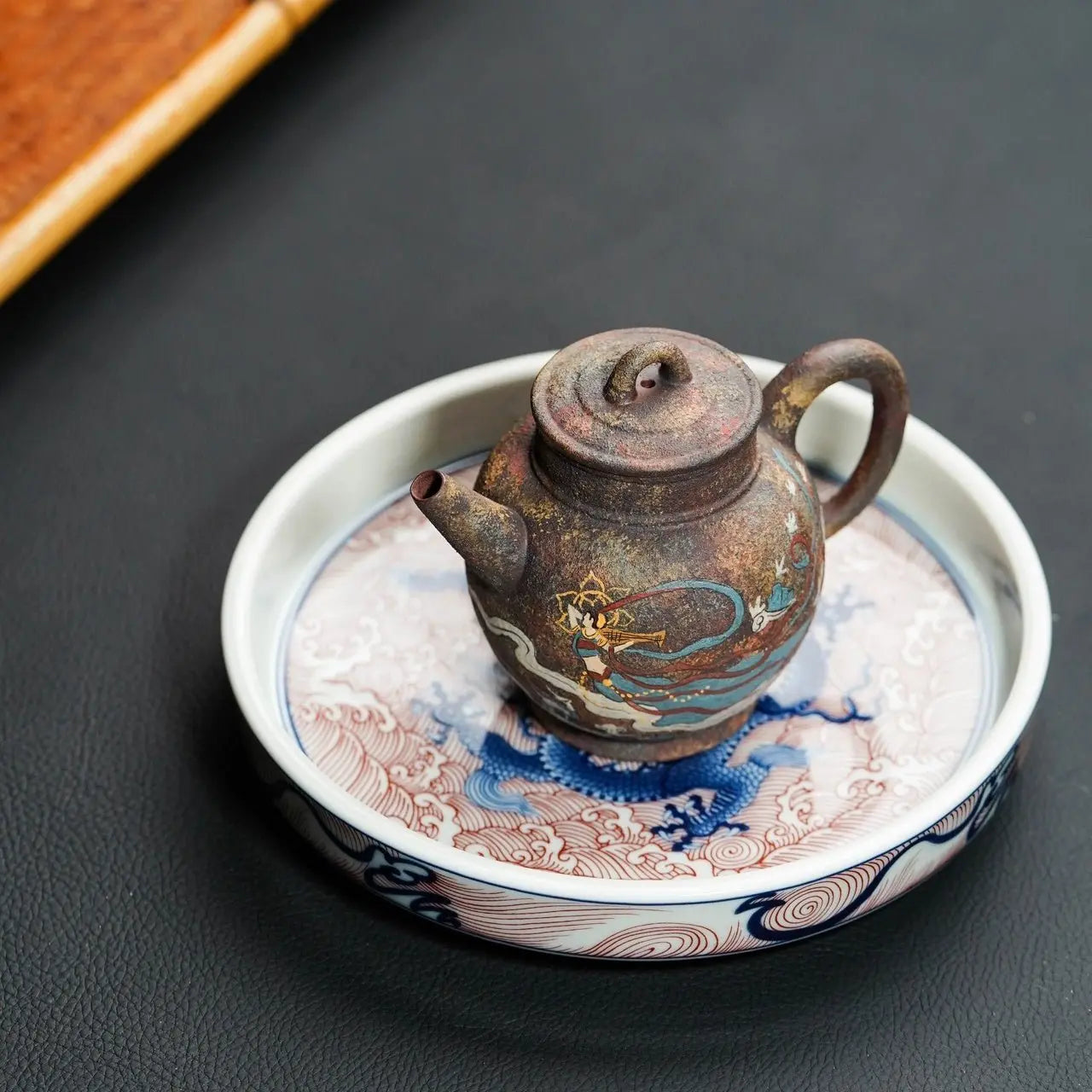 Gong Deng 200cc - Yixing Handmade Teapot 江苏宜兴