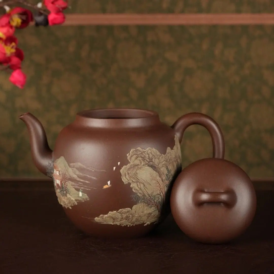 Gong Deng 370cc - Yixing Handmade Teapot 江苏宜兴