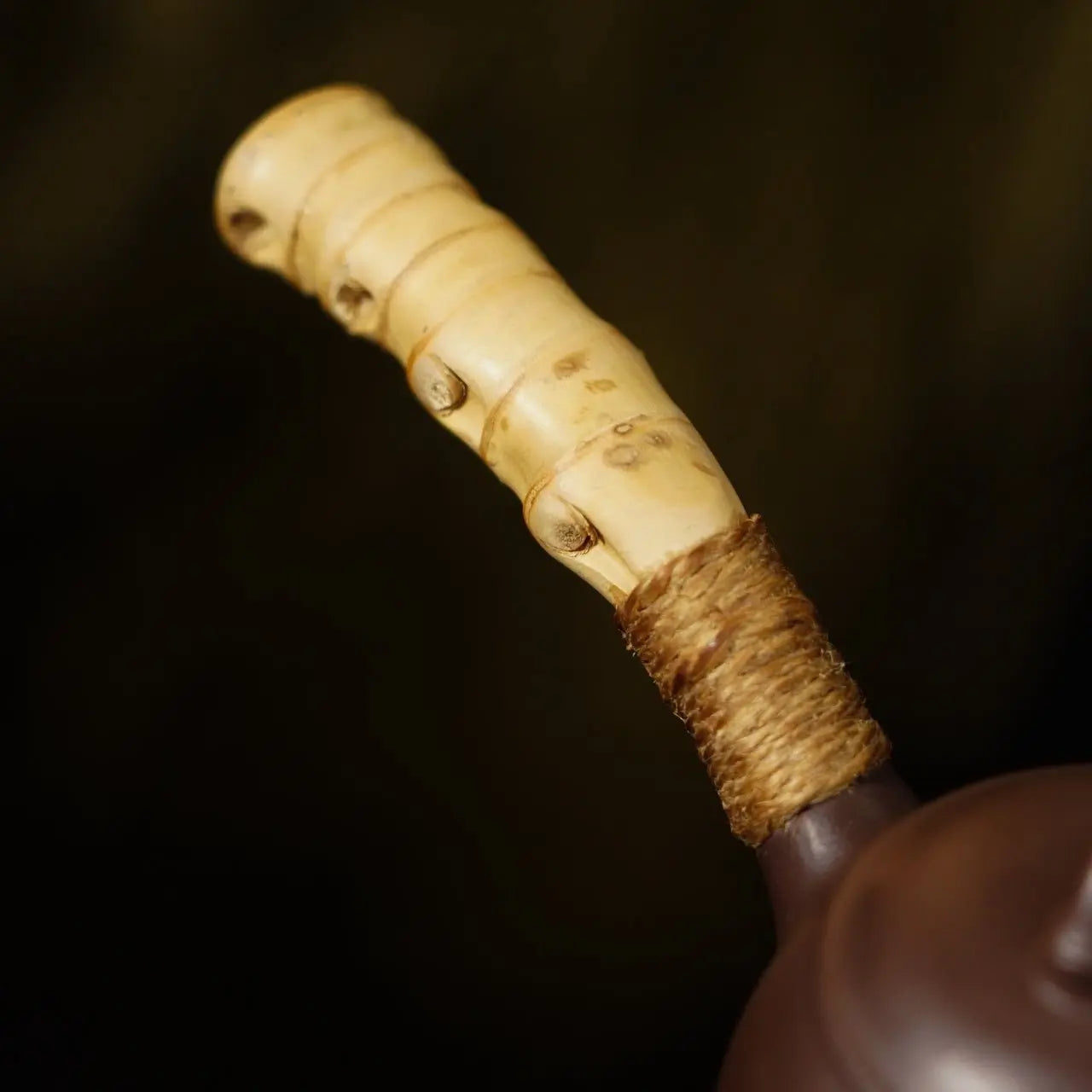 Gong Deng Tang Yu 150cc - Yixing Handmade Teapot 江苏宜兴
