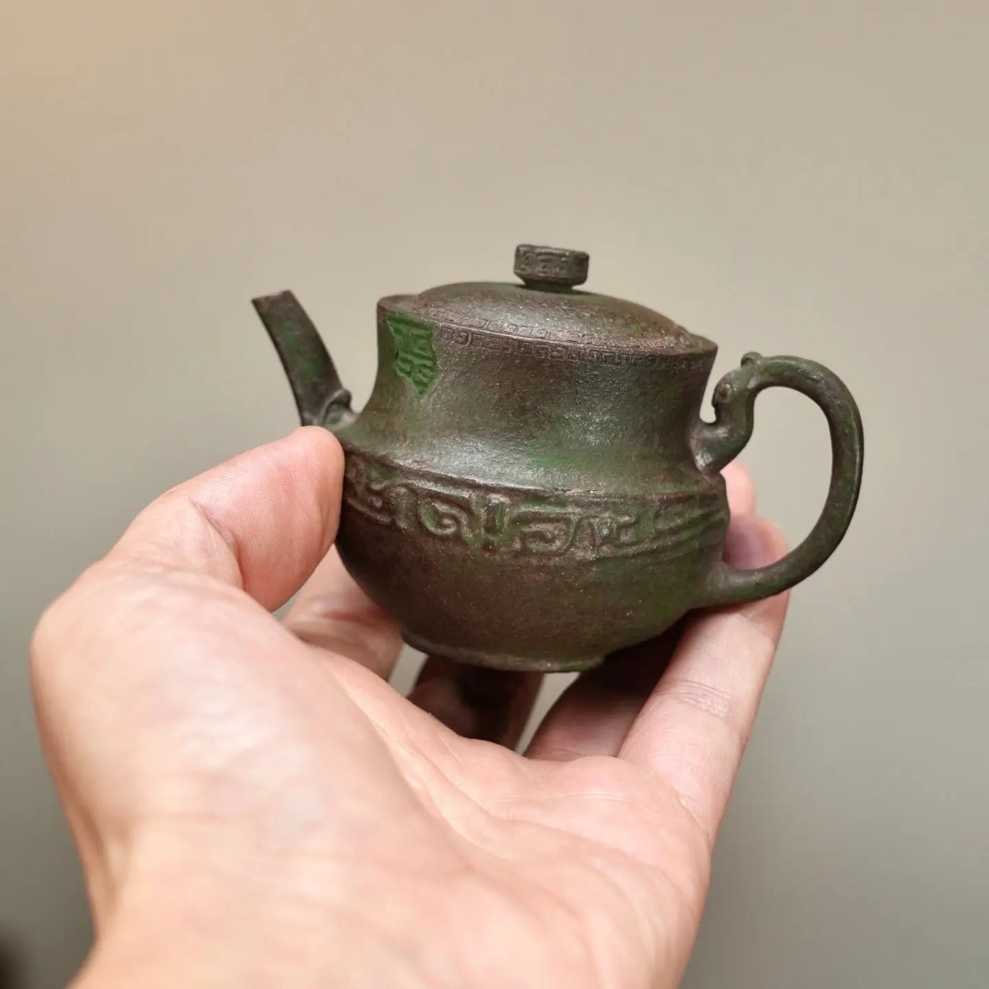 Gu Ya 100cc - Yixing Handmade Teapot 江苏宜兴
