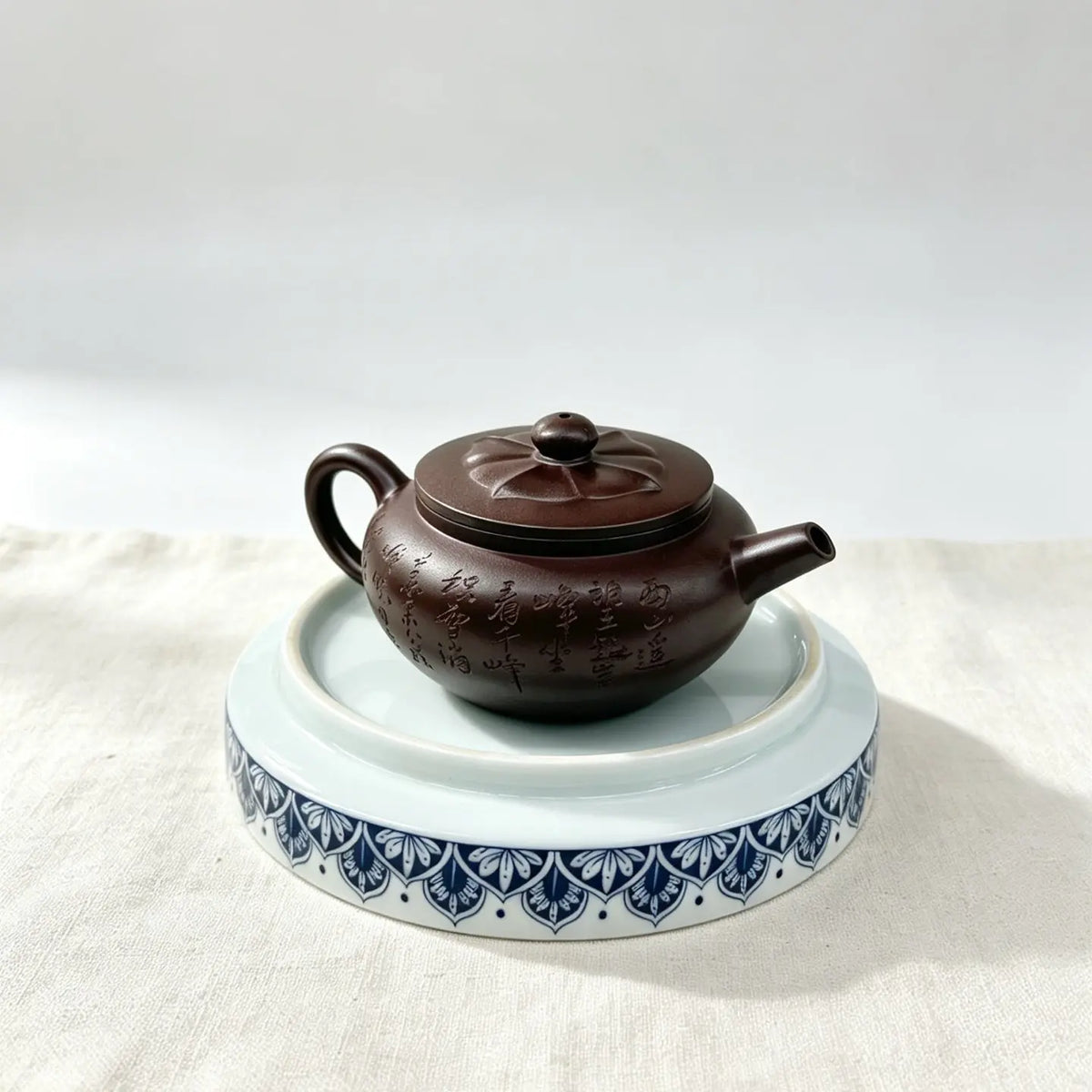 Gu Yun Lian Hua 200cc - Yixing Handmade Teapot 江苏宜兴
