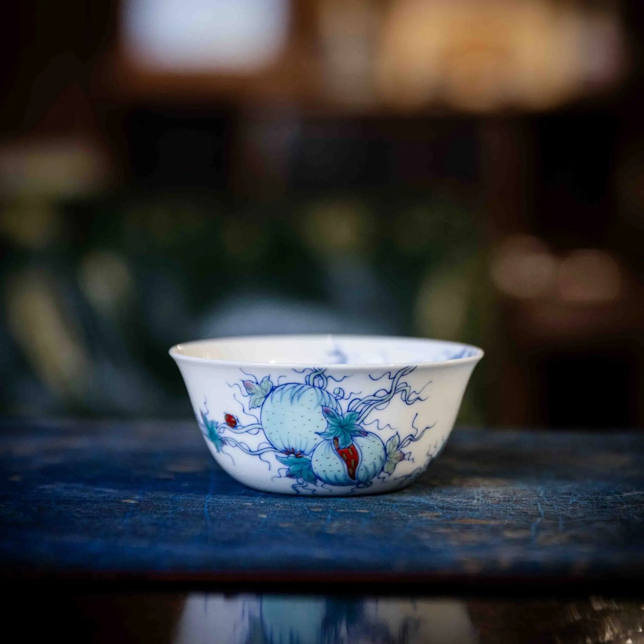 Gua Die Mian Mian 110cc - Jing De Zhen Porcelain Gaiwan zycschina