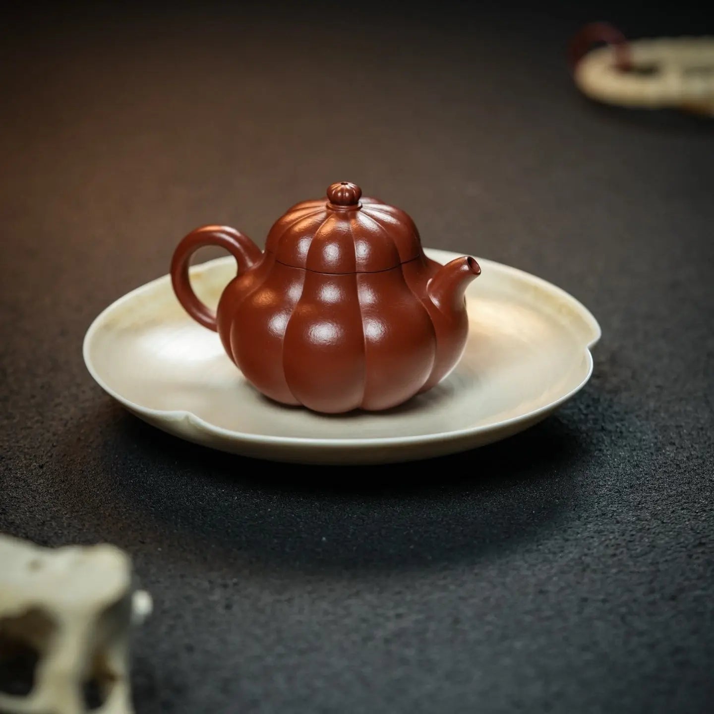 Gua Qu 130cc - Yixing Handmade Teapot 江苏宜兴