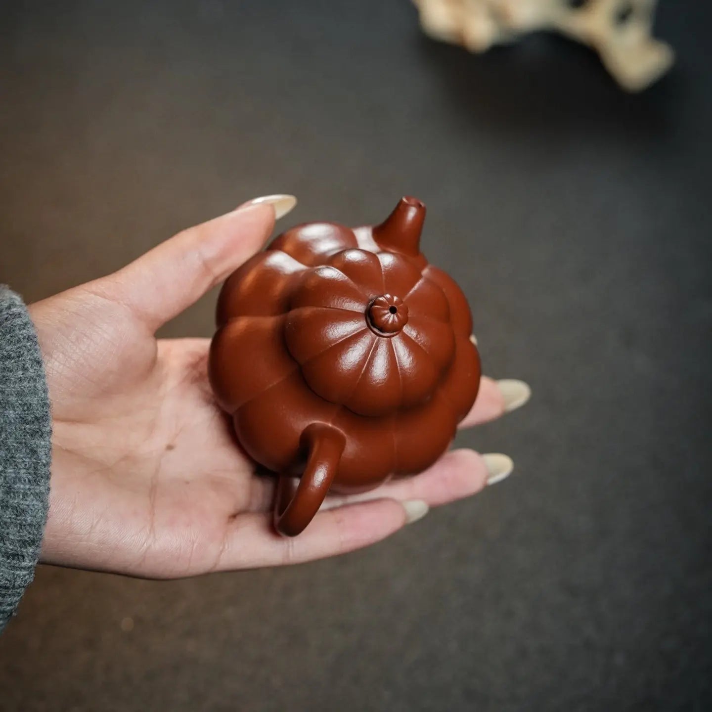 Gua Qu 130cc - Yixing Handmade Teapot 江苏宜兴