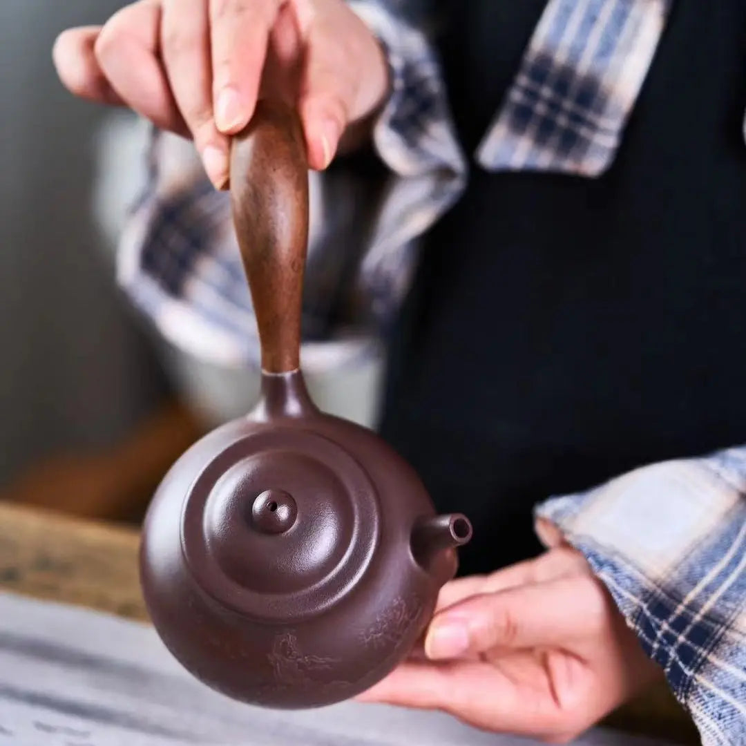 Guan Cang Hai 230cc - Yixing Handmade Teapot 江苏宜兴