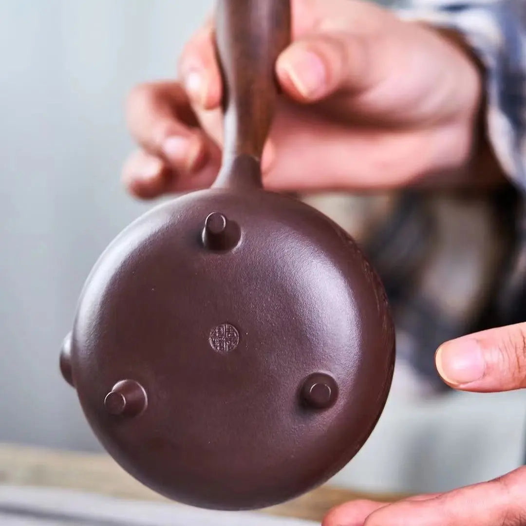 Guan Cang Hai 230cc - Yixing Handmade Teapot 江苏宜兴