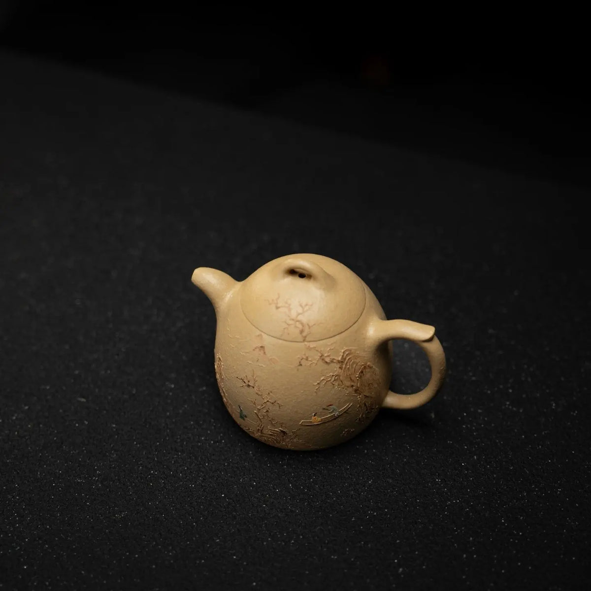 Guan Lan 180cc - Yixing Handmade Teapot 江苏宜兴