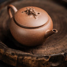 Guan Shan 130cc - Yixing Handmade Teapot 江苏宜兴