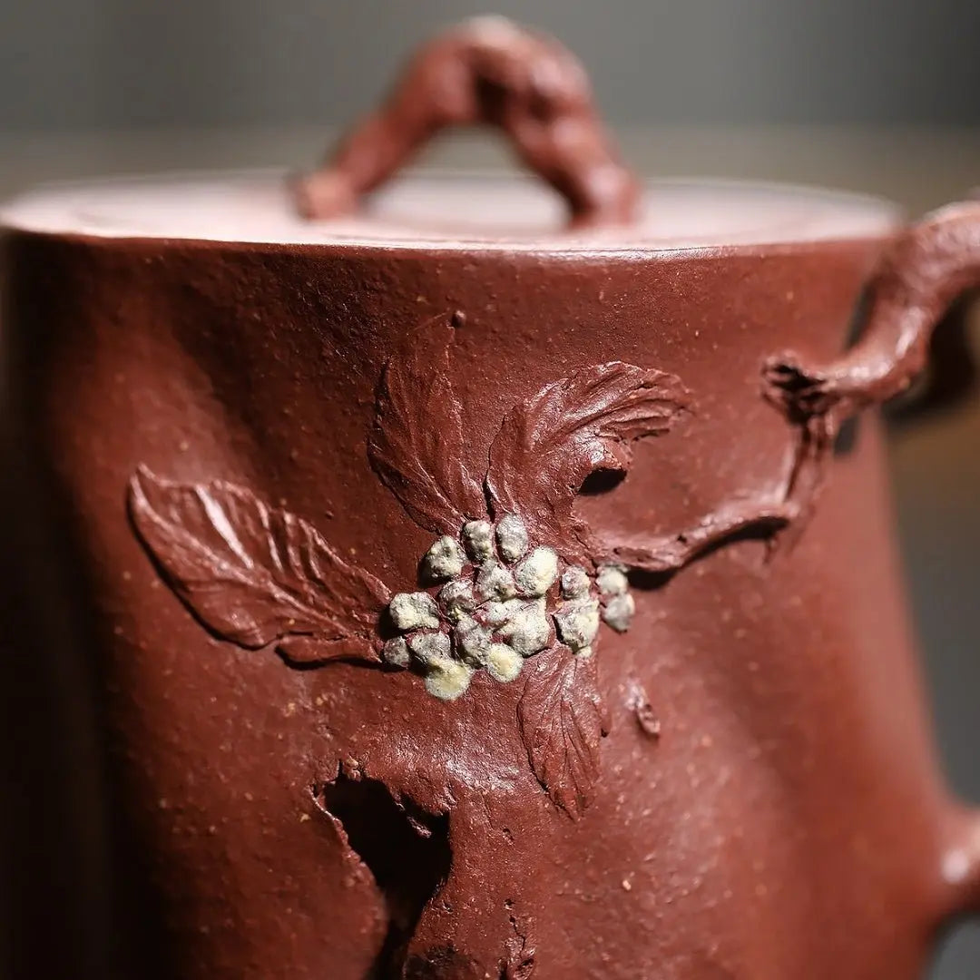 Gui Ying Liu Xiang 200cc - Yixing Handmade Teapot 江苏宜兴