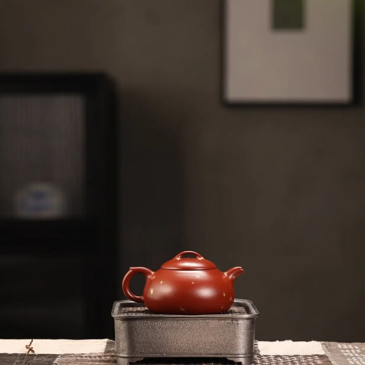 Guo Qiao Bian Fu 200cc - Yixing Handmade Teapot 江苏宜兴