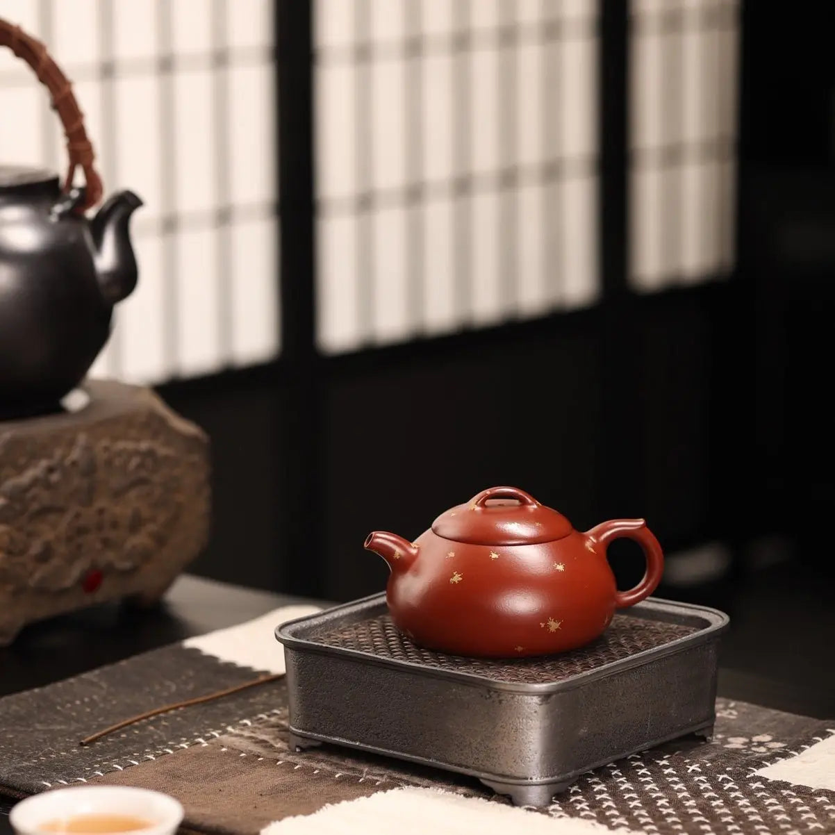 Guo Qiao Bian Fu 200cc - Yixing Handmade Teapot 江苏宜兴