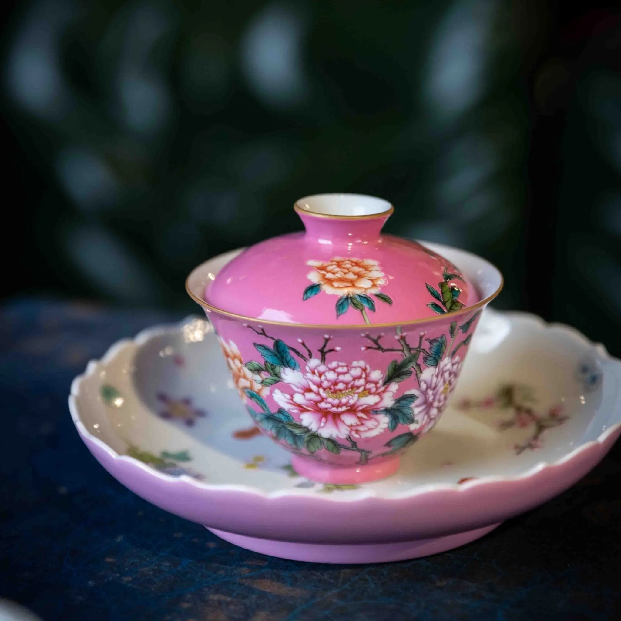 Guo Se Tian Xiang 110cc - Jing De Zhen Porcelain Gaiwan zycschina