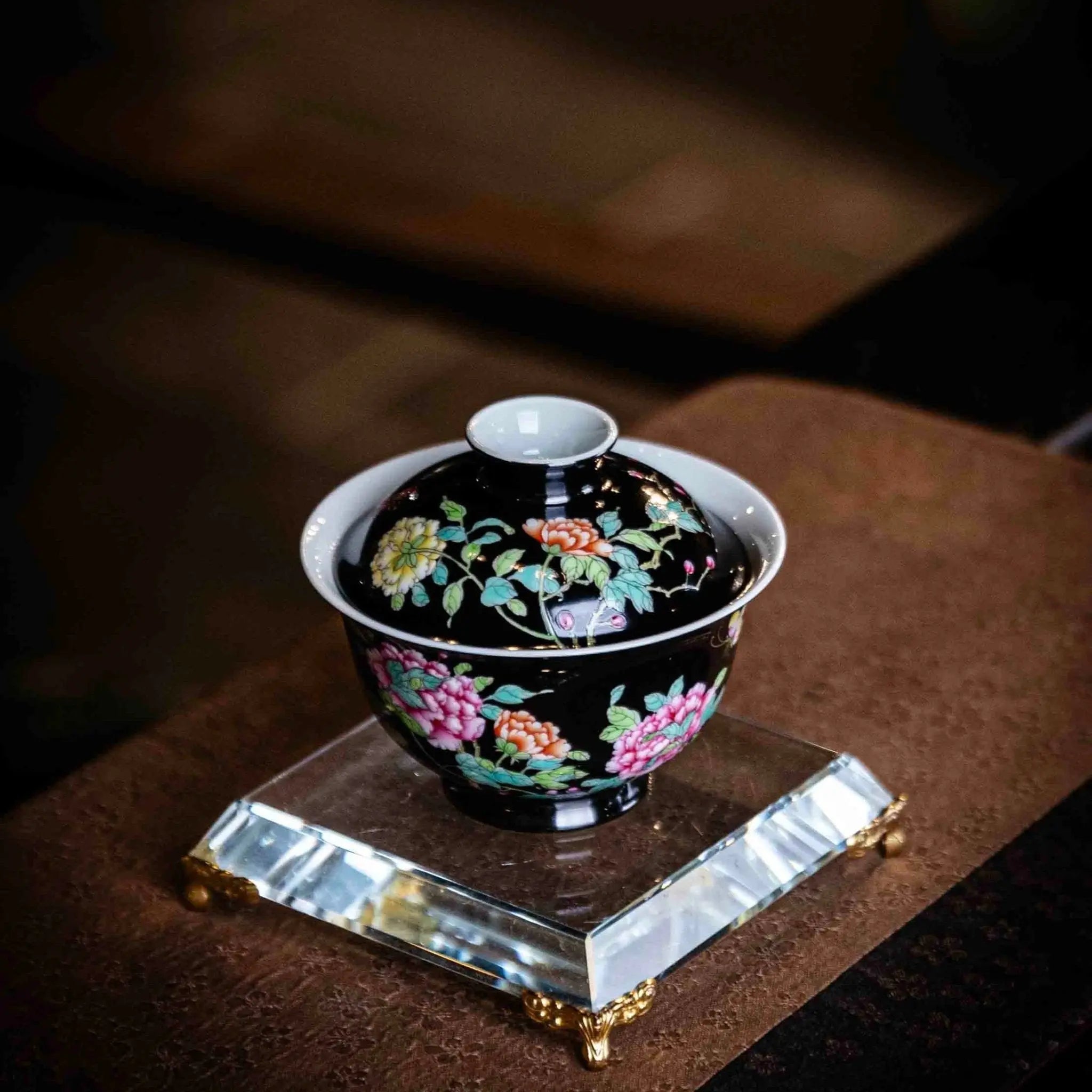 Guo Se Tian Xiang 120cc - Jing De Zhen Porcelain Gaiwan zycschina