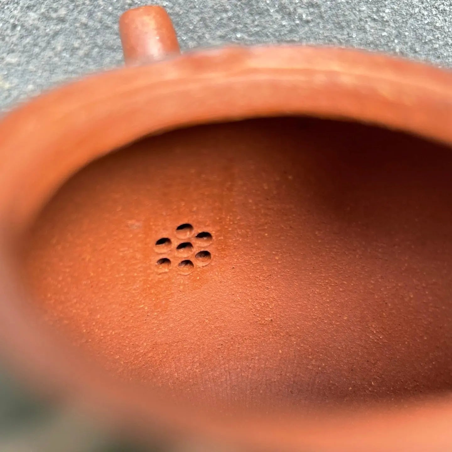 Ha Mi Gua 200cc - Yixing Handmade Teapot 江苏宜兴