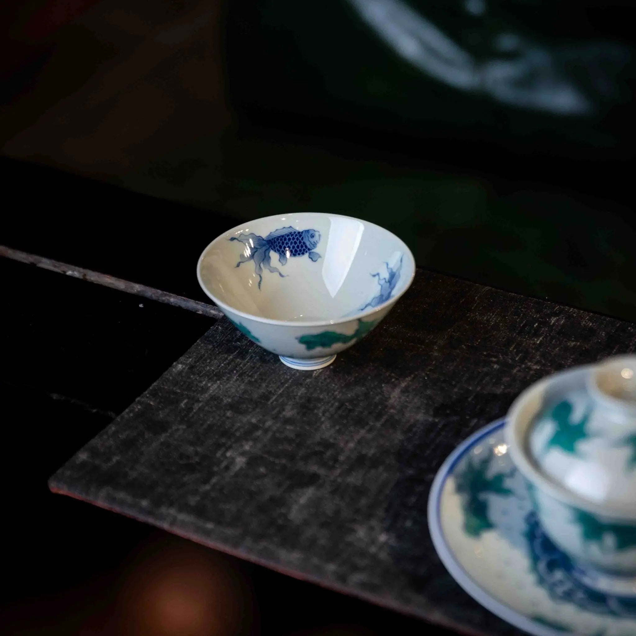 Hai Shui Yu Wen 150cc - Jing De Zhen Porcelain Gaiwan zycschina