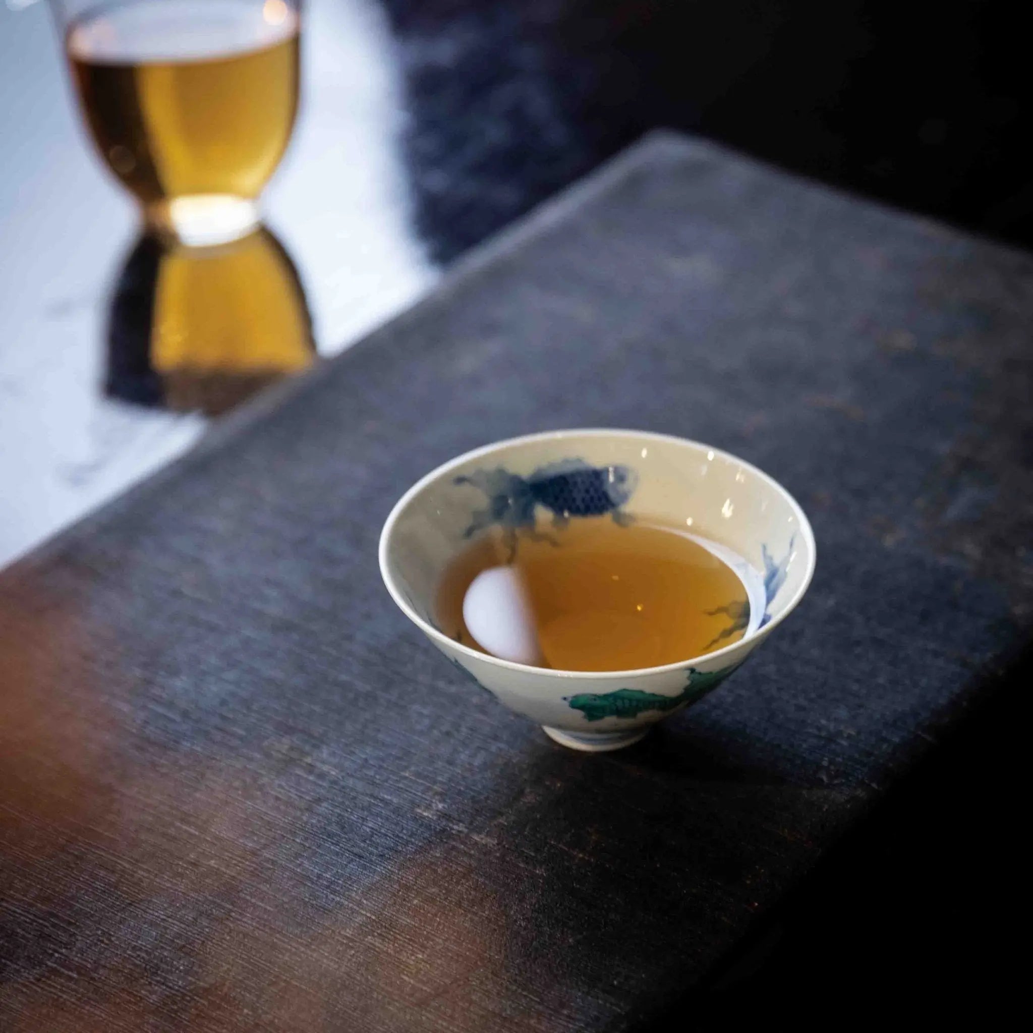 Hai Shui Yu Wen 150cc - Jing De Zhen Porcelain Gaiwan zycschina