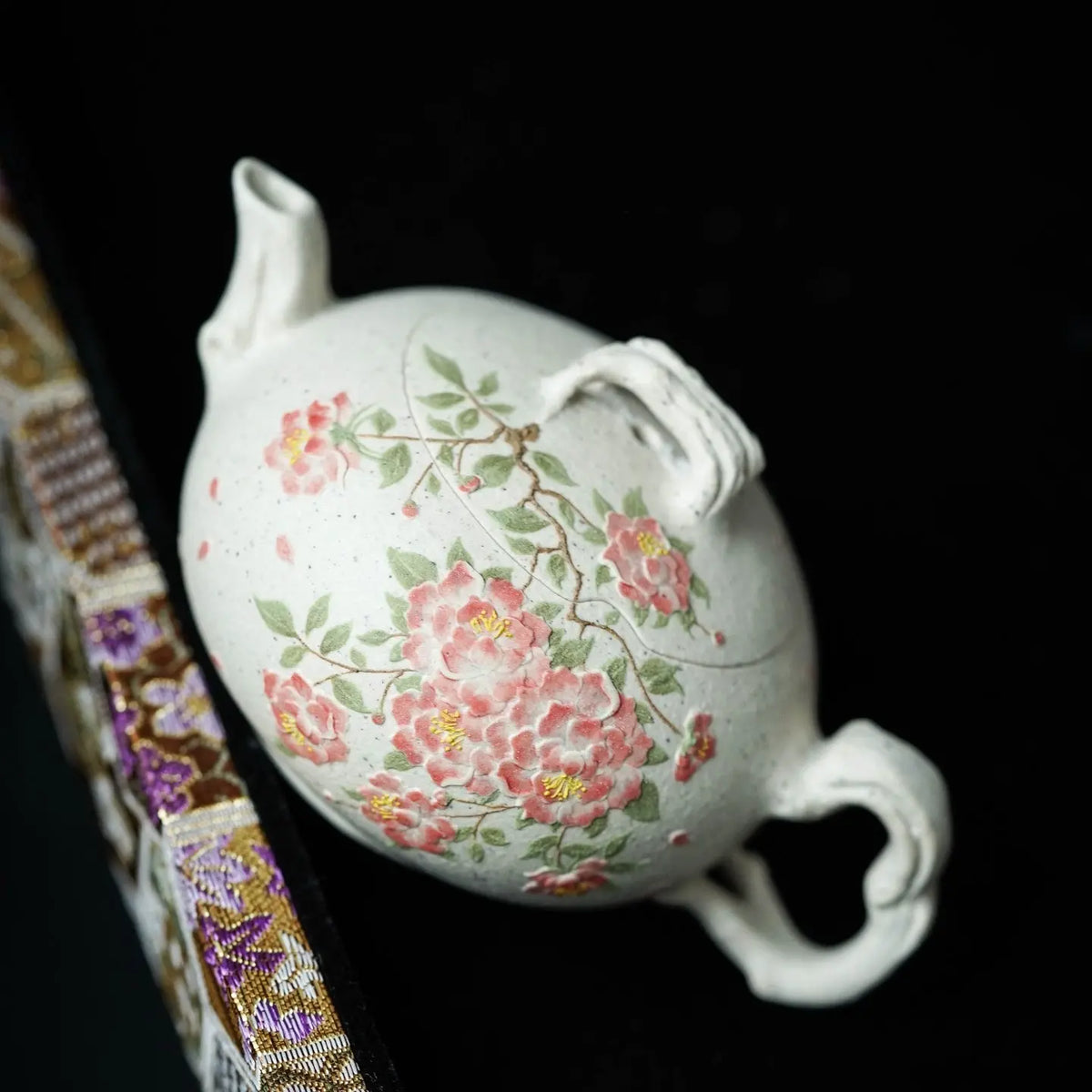 Hai Tang 110cc - Yixing Handmade Teapot 江苏宜兴