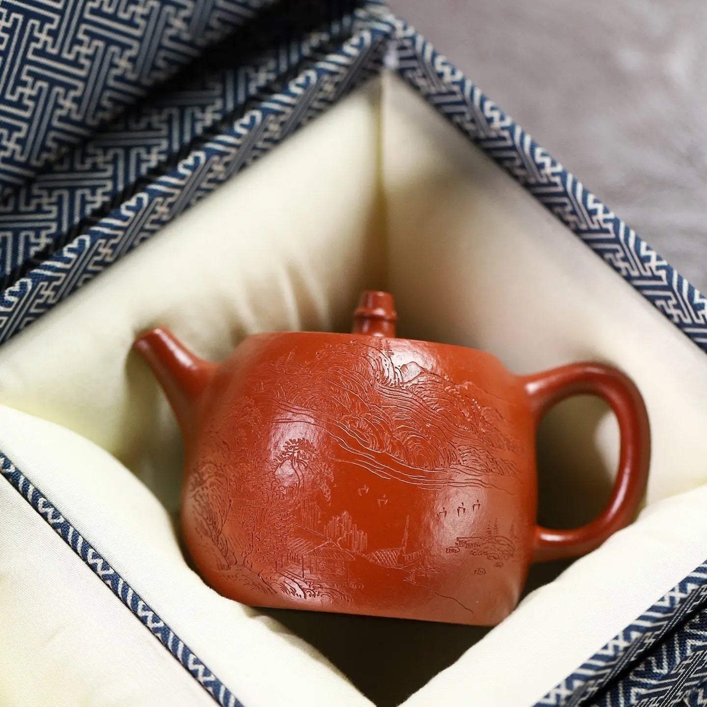 Han Duo 170cc - Yixing Handmade Teapot 江苏宜兴