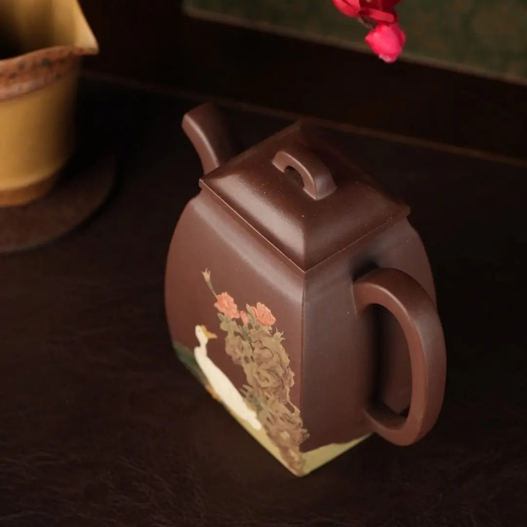 Han Fang 330cc - Yixing Handmade Teapot 江苏宜兴