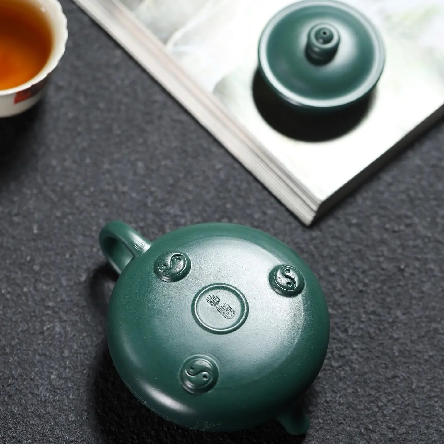 Han Jiang 170cc - Yixing Handmade Teapot 江苏宜兴