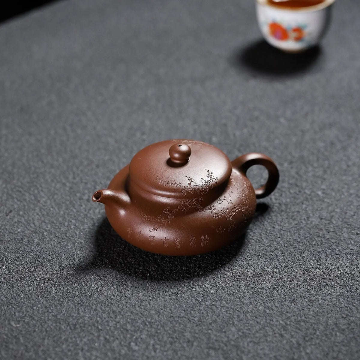 Han Jiang 220cc - Yixing Handmade Teapot 江苏宜兴