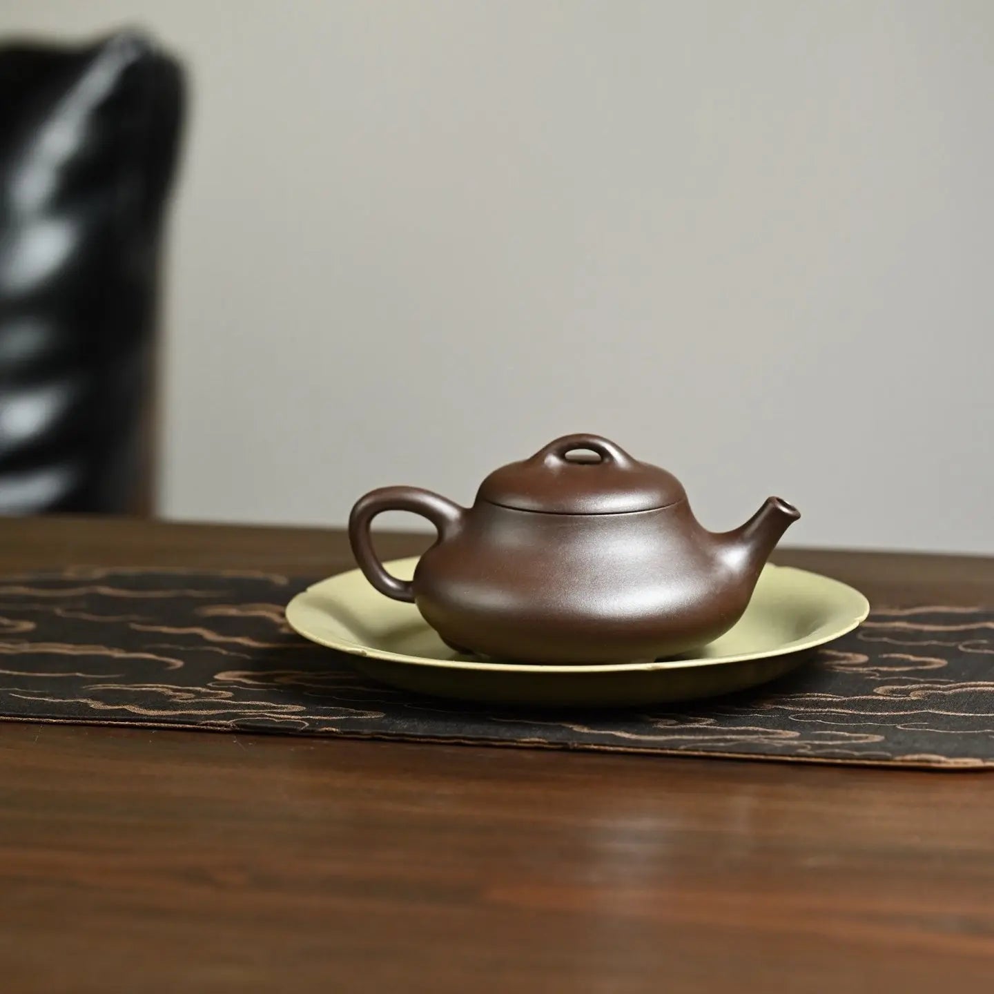 Han Tang Shi Piao 180cc - Yixing Handmade Teapot 江苏宜兴